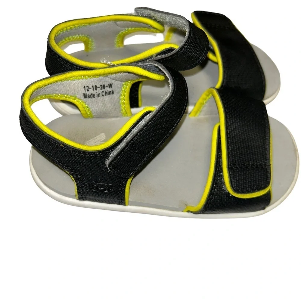SEE Kai Run basic Logan black Boys Sandals size 9 kids water shoes
